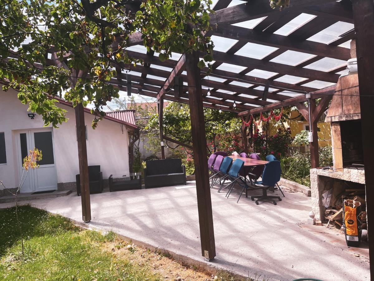 Apartament Yard Studio Rasnov Zewnętrze zdjęcie