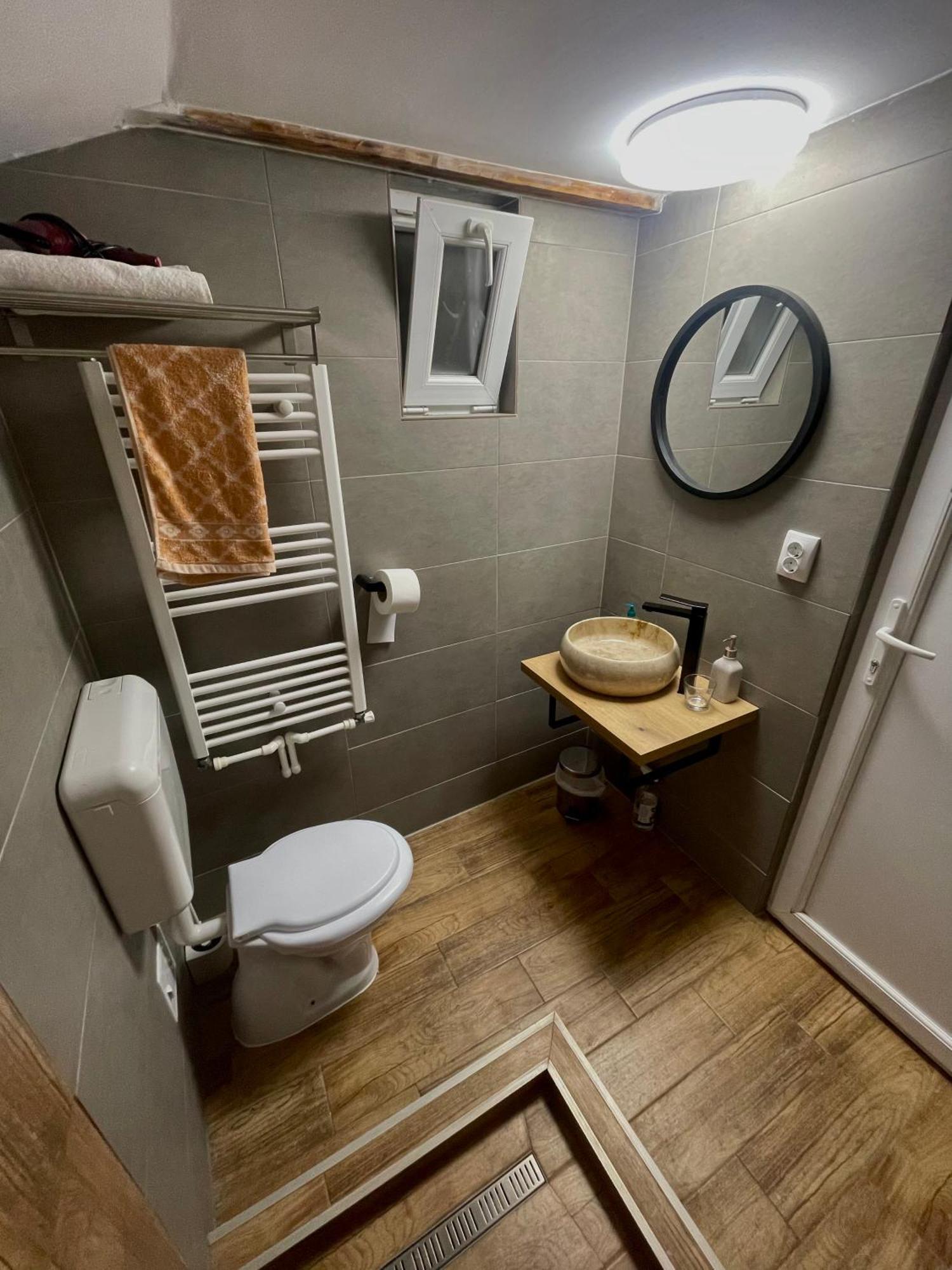 Apartament Yard Studio Rasnov Zewnętrze zdjęcie